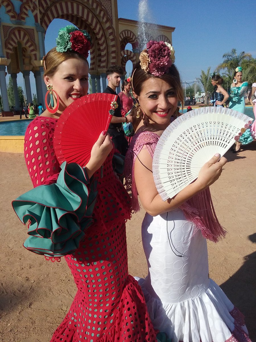Carmen Ramos (@carmeramoss) on Twitter photo En manos de <a href="/saradebenitez/">Sara de Benitez</a> y #genial #ElArteDeVivir <a href="/adirecto/">Andalucía Directo ❎</a> <a href="/TurismoAndaluz/">Turismo Andalucía</a> <a href="/rafalitocordoba/">Rafalito El Cordobés</a> #FeriaCordoba2016 En manos de <a href="/saradebenitez/">Sara de Benitez</a> y #genial #ElArteDeVivir <a href="/adirecto/">Andalucía Directo ❎</a> <a href="/TurismoAndaluz/">Turismo Andalucía</a> <a href="/rafalitocordoba/">Rafalito El Cordobés</a> #FeriaCordoba2016