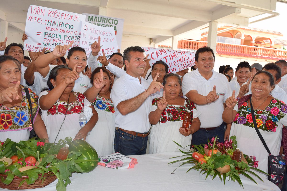 PaolyPerera's tweet photo. Vamos a fortalecer la identidad de cada poblado en nuestro municipio. ¡To'on Ko'olelone yetel @MauricioGongora! https://t.co/YJPC6ArGU5