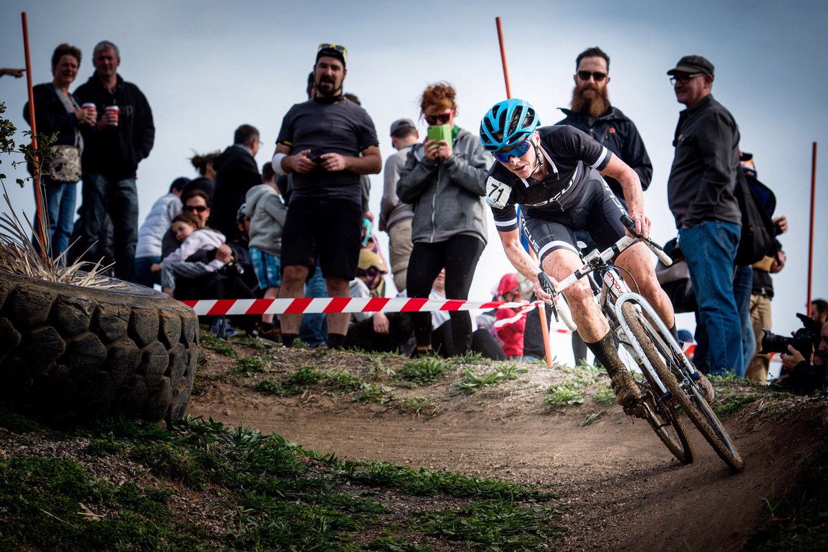 Womens pics featuring  <a href="/teamwillylocke/">Team WillyLocke</a> from Sunday's @cyclingvictoria  @fojcx #VICXS now up facebook.com/KirstyBaxterPh…