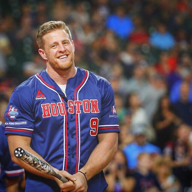 CjMSeQAUYAA4F92.jpg:large