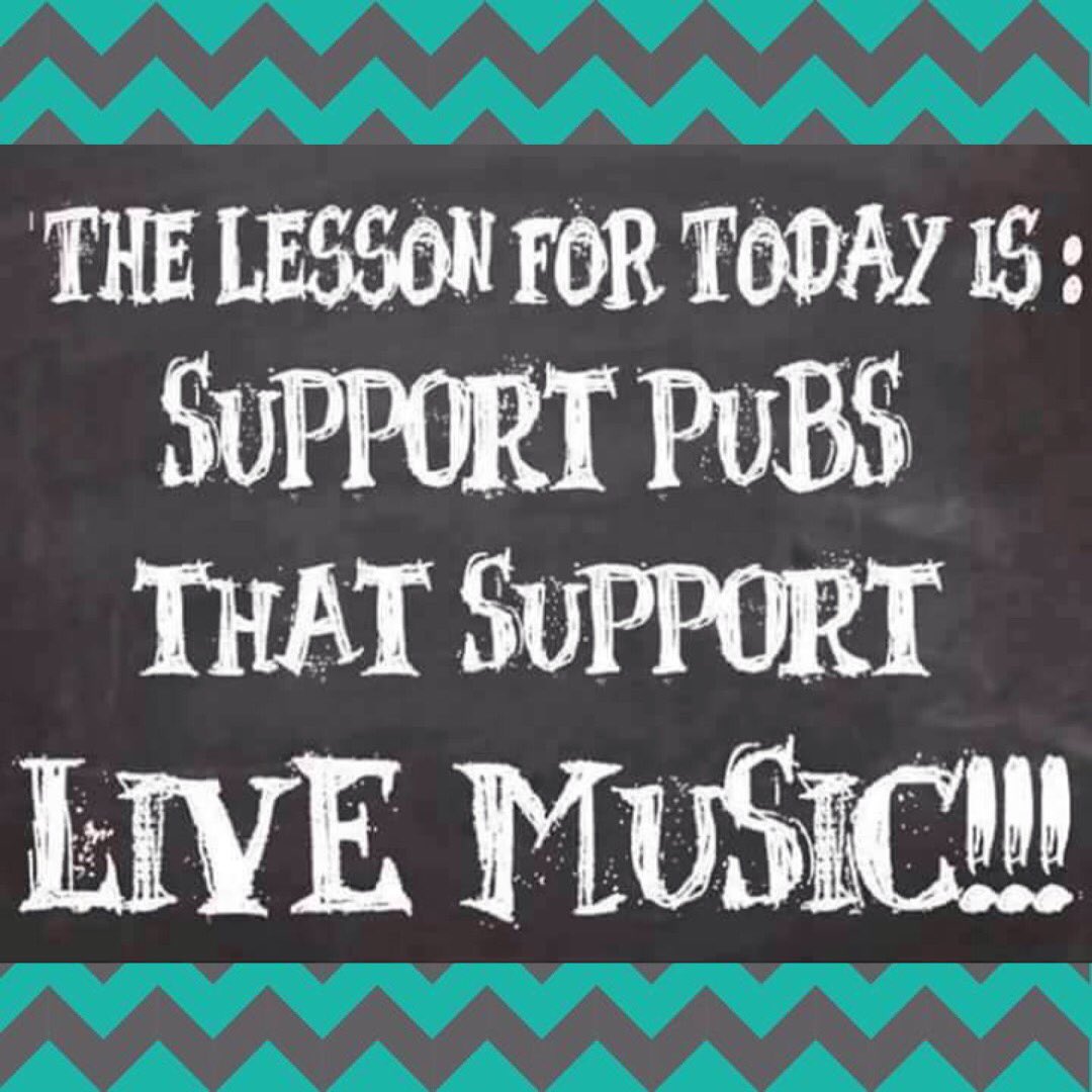 CharBackYardBar's tweet photo. #supportLIVEmusic #supportsongWRITERS #musicislove #froganddog #bluefrog #charliesbyb #fasonstage #supportlocal ✌🏽️💋 https://t.co/SrLvIMTPfW