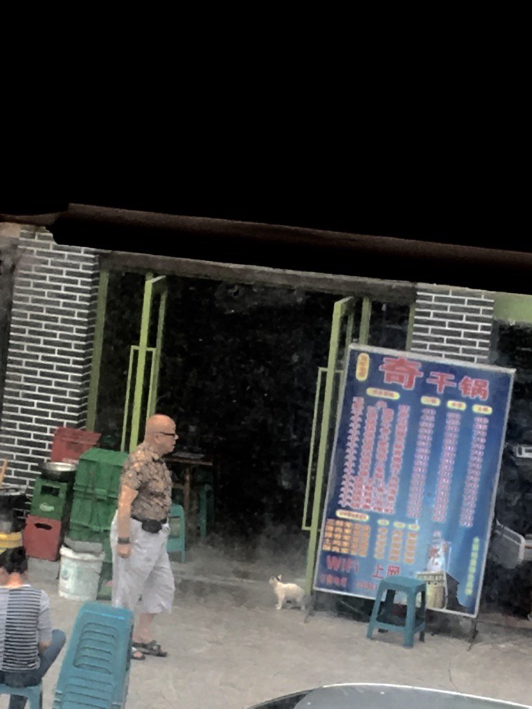 Taking coffee watching the world go by #finaldaychongqing