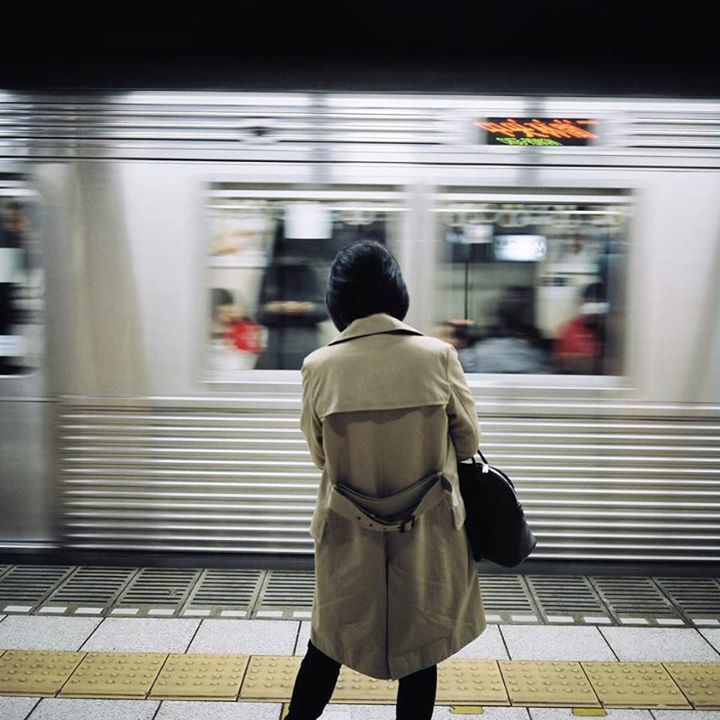 theescapology's tweet photo. "in #tokyo #travelphotography #train #ektar100 #filmphotography #filmisnotdead #mediumform… https://t.co/4oIG7sZmik https://t.co/L2HIygylzH