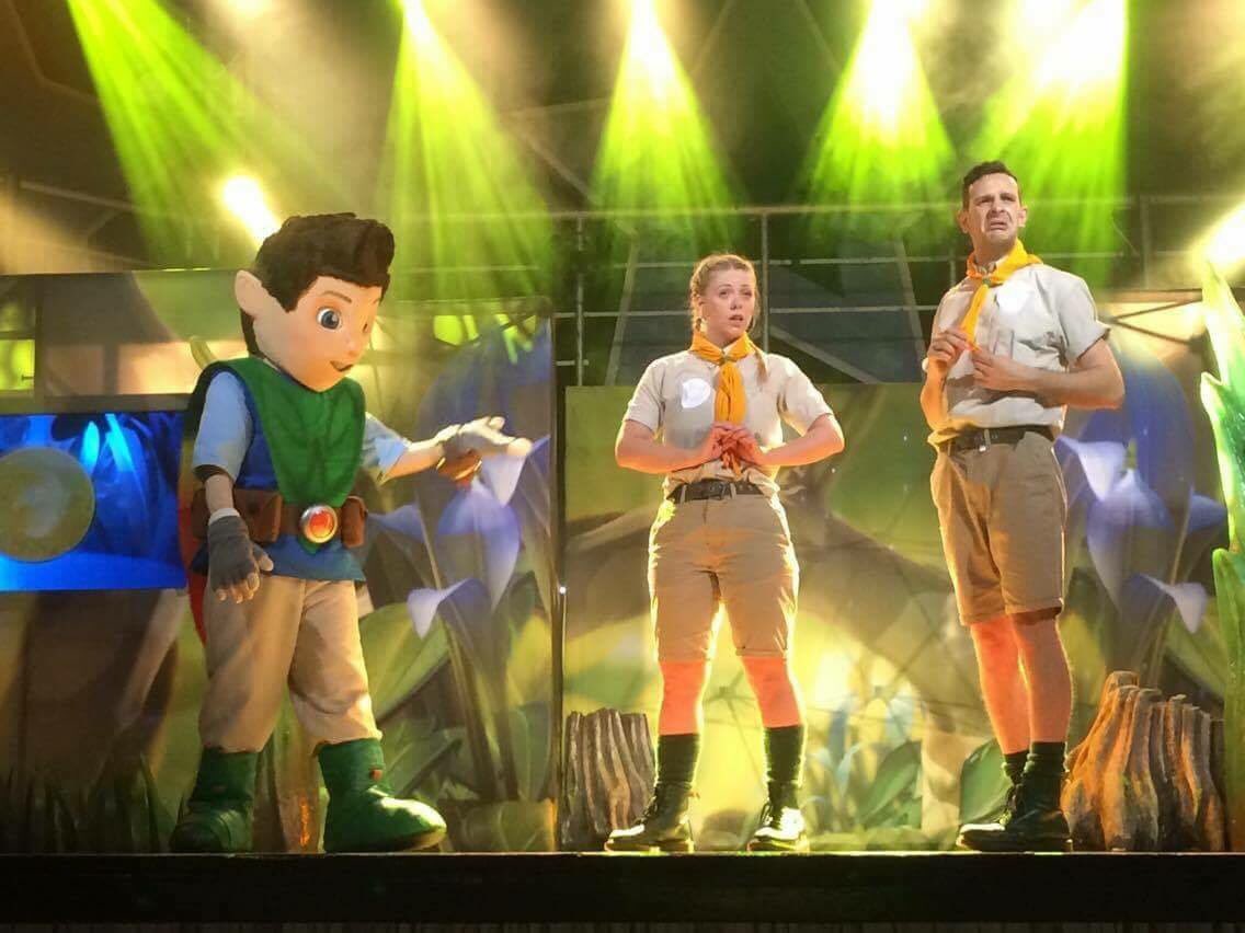 TheSGAmonkey's tweet photo. #treefugotour is going west today... West Wales that is @haven #quaywest @FunStarsGoLive https://t.co/IN62yoQr7j
