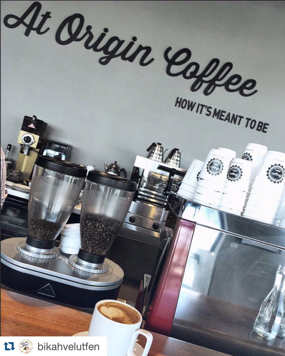 AtOriginCoffee's tweet photo. GoodMorning! Rwanda'dan bir latte ? 👍 #specialitycoffee #fairtrade #singleorigin https://t.co/yRbaXS1juU