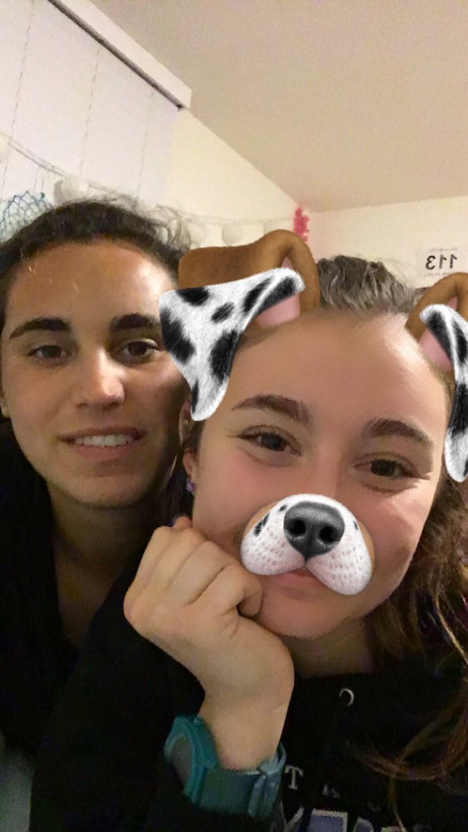 drewslayzz's tweet photo. doges https://t.co/C9wrkownSV