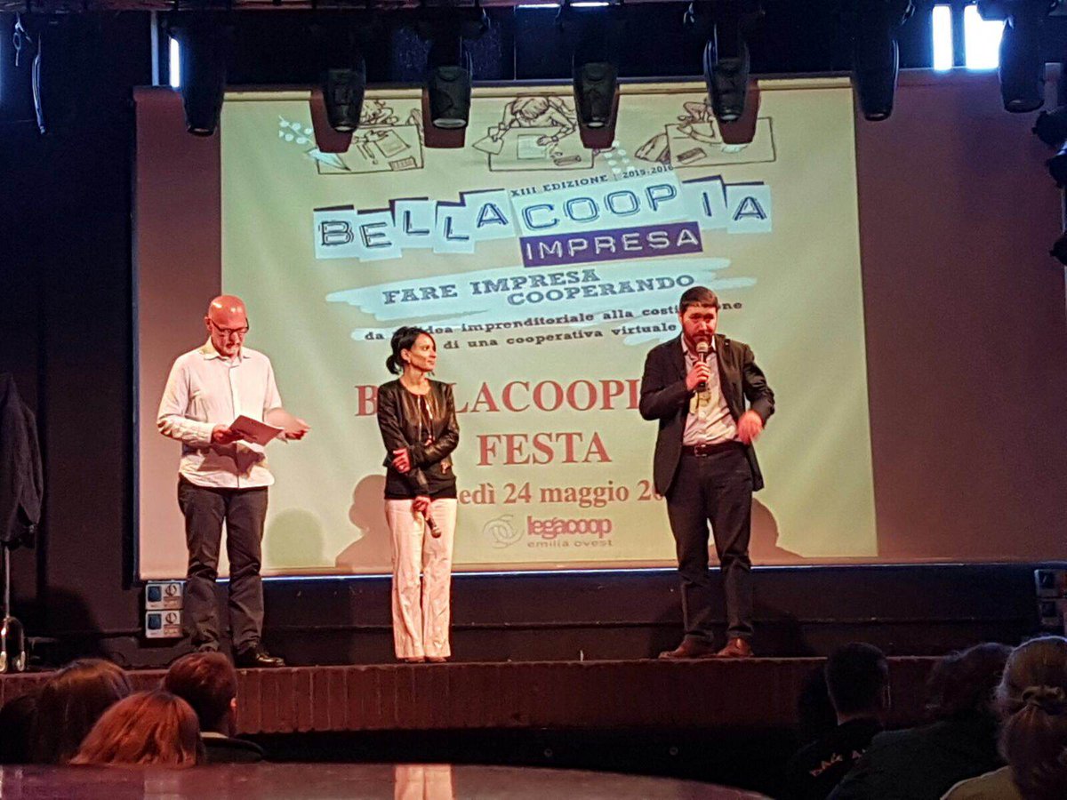 retebellacoopia's tweet photo. Le foto della festa di #BellaCoopia di Reggio Emilia al @Arcifuori, vi aspettiamo alla finale regionale ragazzi! ;) https://t.co/9Eb9pPjR69