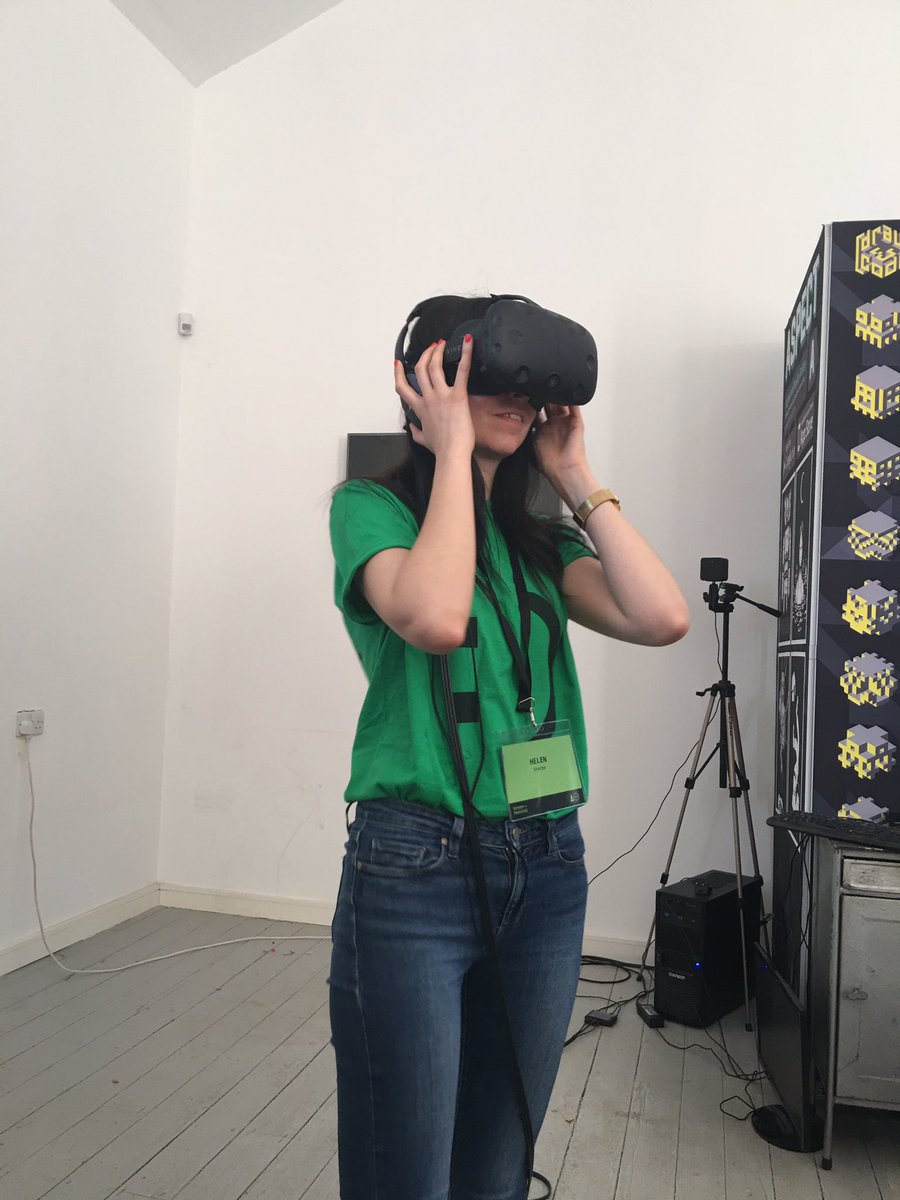 WordsFromLiam's tweet image. VR mode #BinaryFest16