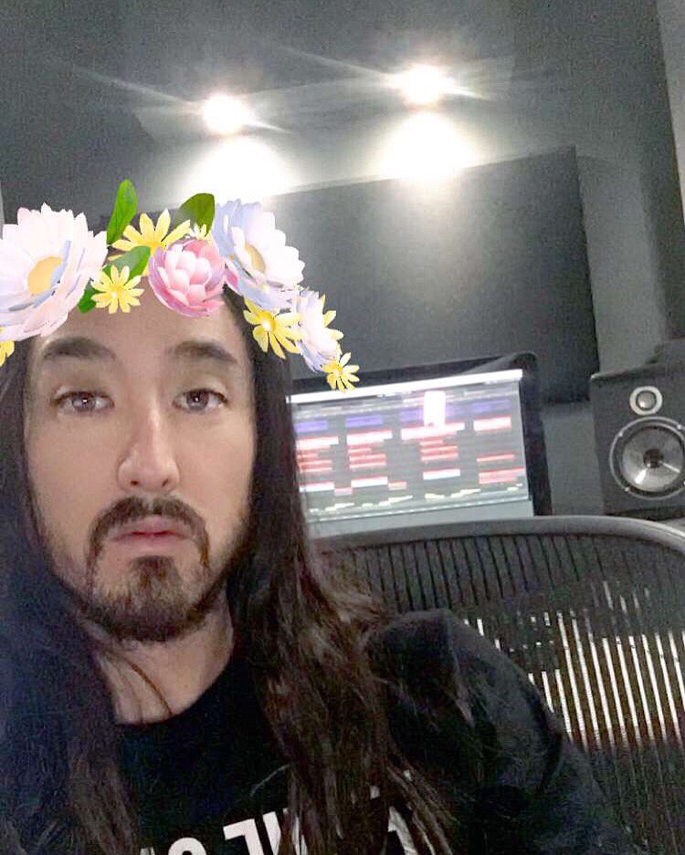 Back in the laboratory #dimmakstudio follow me on 👻AokiSteve https://t.co/RRdn2Df93D