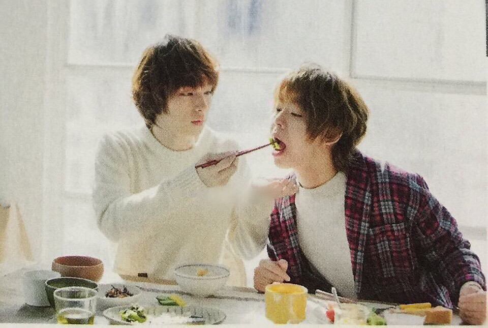 AMI_JUMP0818's tweet photo. 伊野尾さん嘘はだめだよ😶
恋愛してるじゃないか

有岡と。 https://t.co/X9UhzYWwkD