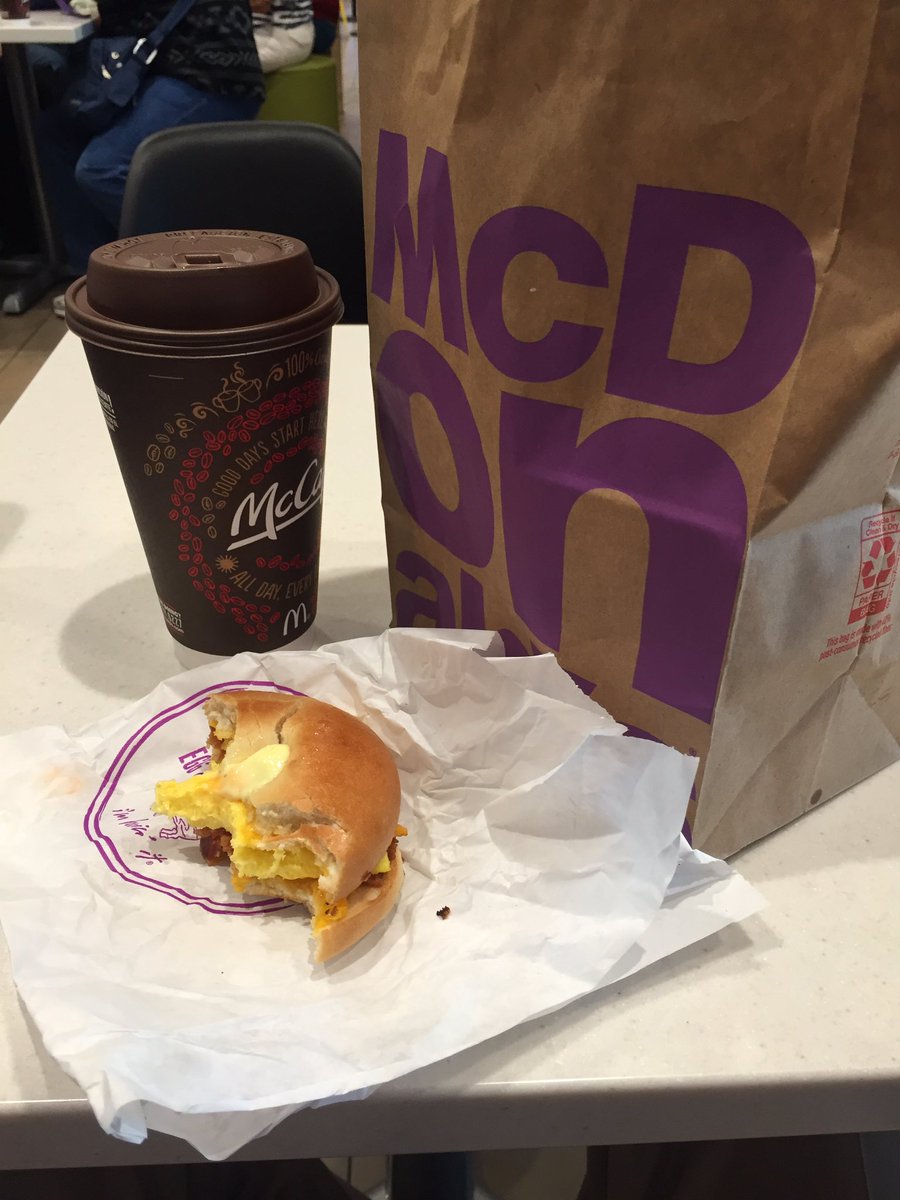 adumbiam's tweet photo. @DTWeetin ...Prepping my intestines for Mexico!  #apadacabullcacca https://t.co/qGS9qs5WNl