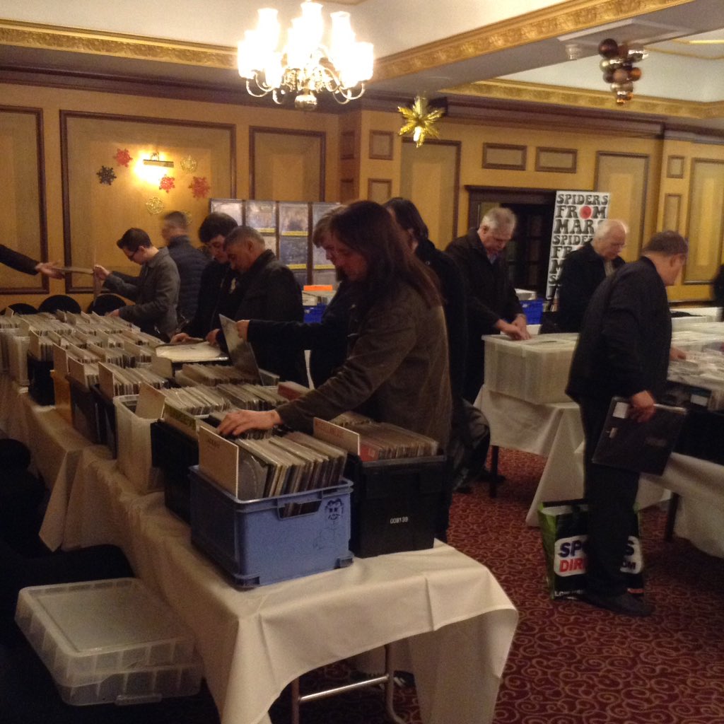 Hull Record Fair this Sat @MercureRoyalHul from 9am
#Vinyl 
#Hull
@hanrobinson19 <a href="/TPRHull/">The Peoples Republic</a> <a href="/2017Hull/">Hull City of Culture</a>