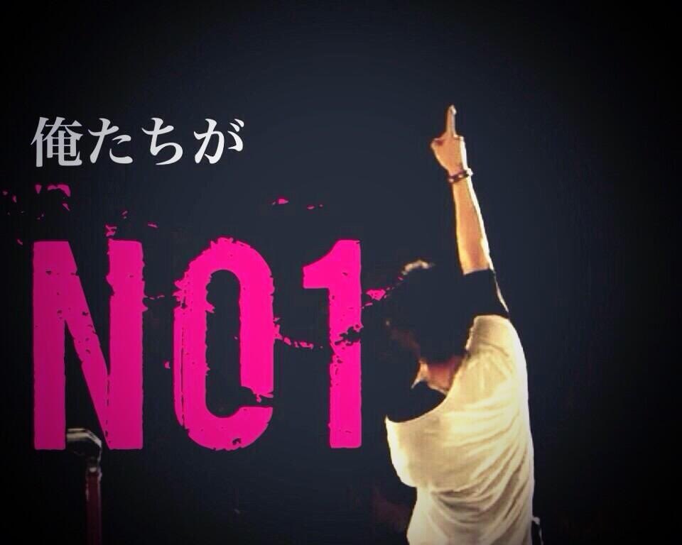 Uw_crew02's tweet photo. UVERworld好きな人RT！！

50RT…駆け出しのバンド

100RT…有名なバンド

200RT…だれもが知ってるバンド

300RT…世界で有名なバンド

500RT…神バンド https://t.co/ZVJbUDX0ah