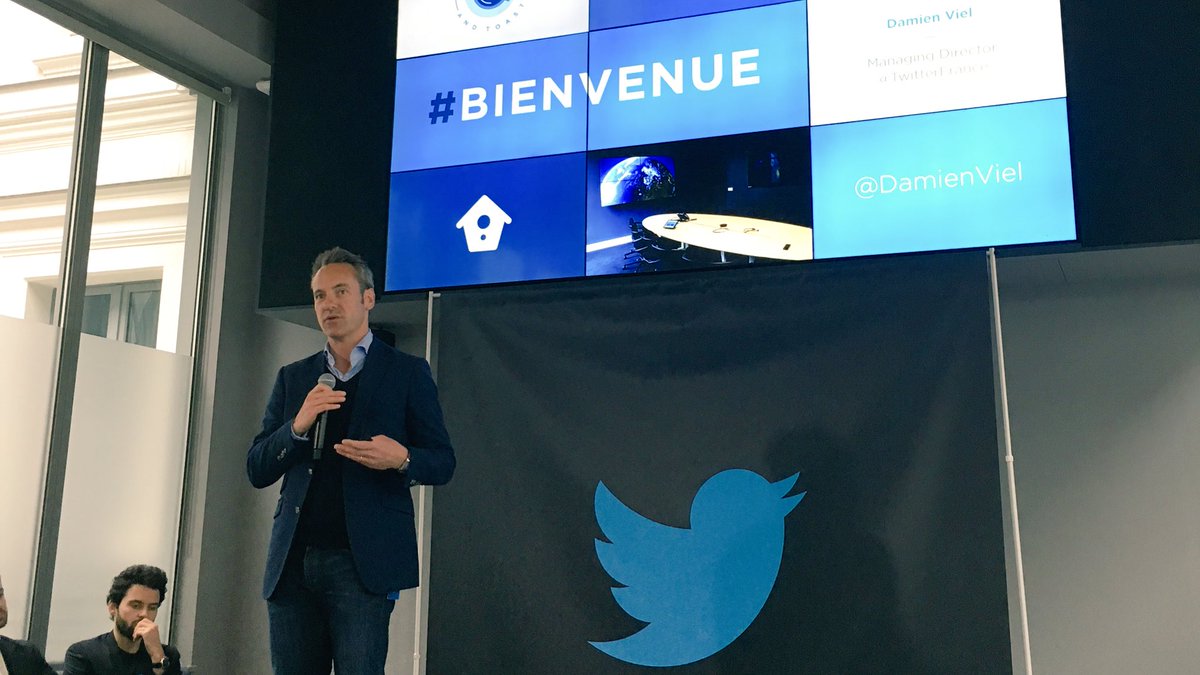 dmcqtv's tweet photo. #Périscope "La Video Live sera l'élément majeur pour raconter des histoires et la pub" @damienviel #TweetAndToast https://t.co/hzDusZO2nl