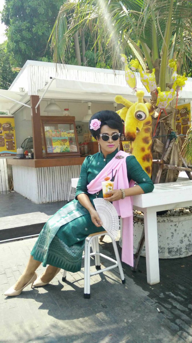 คุณเมียลอย #thevoiceth4 ดำเนินเยี่ยมยีราฟ รู้สึกปลื้มปิติอย่างยิ่ง #youchiangmai #AroiChiangMai #reviewchiangmai