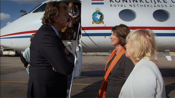 NPOdoc_nl's tweet photo. #PostBeiroet gaat over @HesterSomsen, Nederlandse ambassadeur in Beiroet: https://t.co/qqROsyZ4NF #kijktip https://t.co/ZtVdxLvxfp