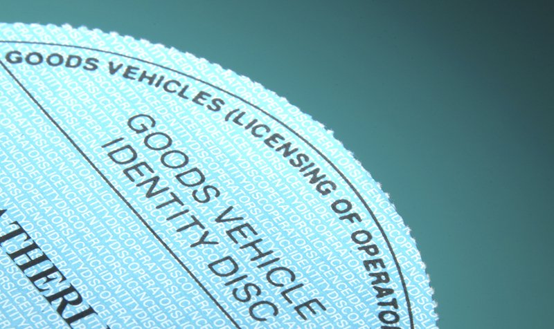 Comm_Motor's tweet image. O-licence revoked following drivers' hours and maintenance shortcomings dlvr.it/LNkcvj