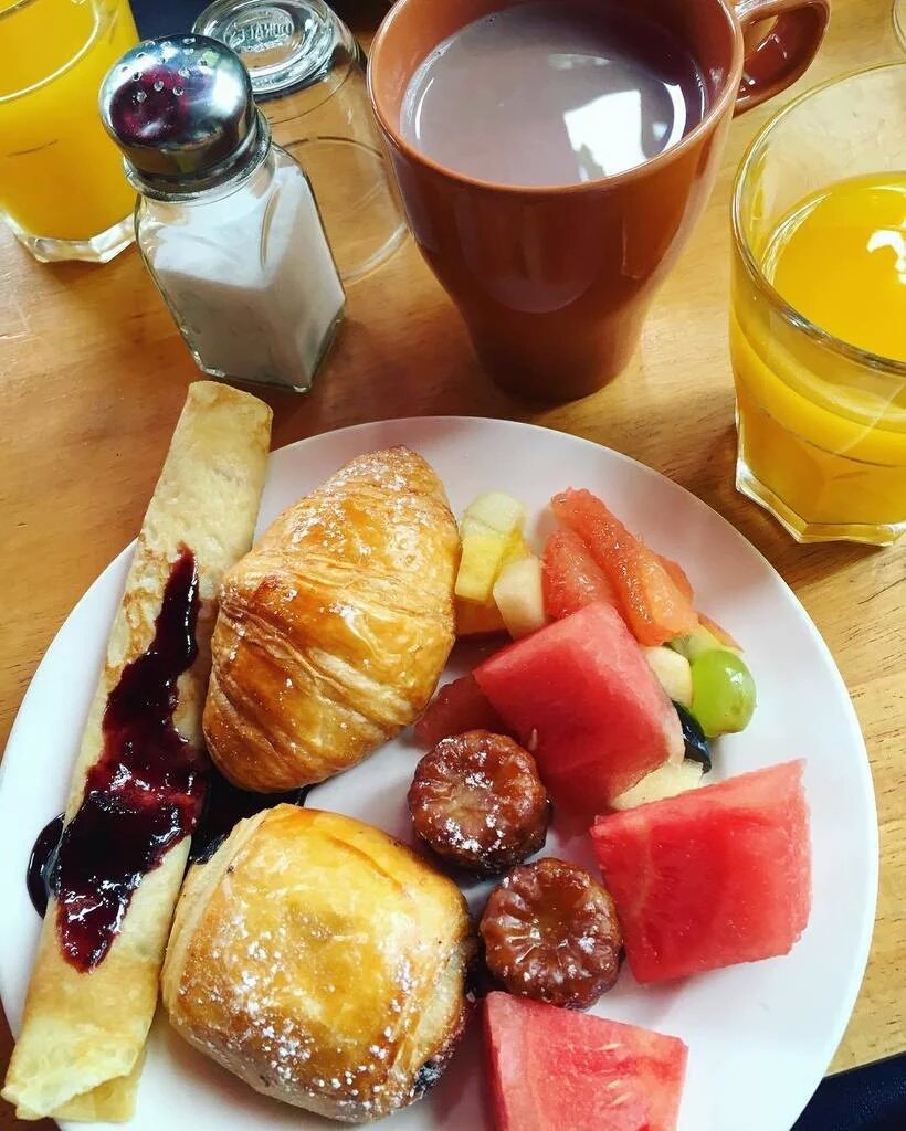 voodoogirlvg's tweet photo. The law of the wild says kill only when you are hungry 
#VoodooGirl  #SmallBreakfast https://t.co/uGZh3hBq8t