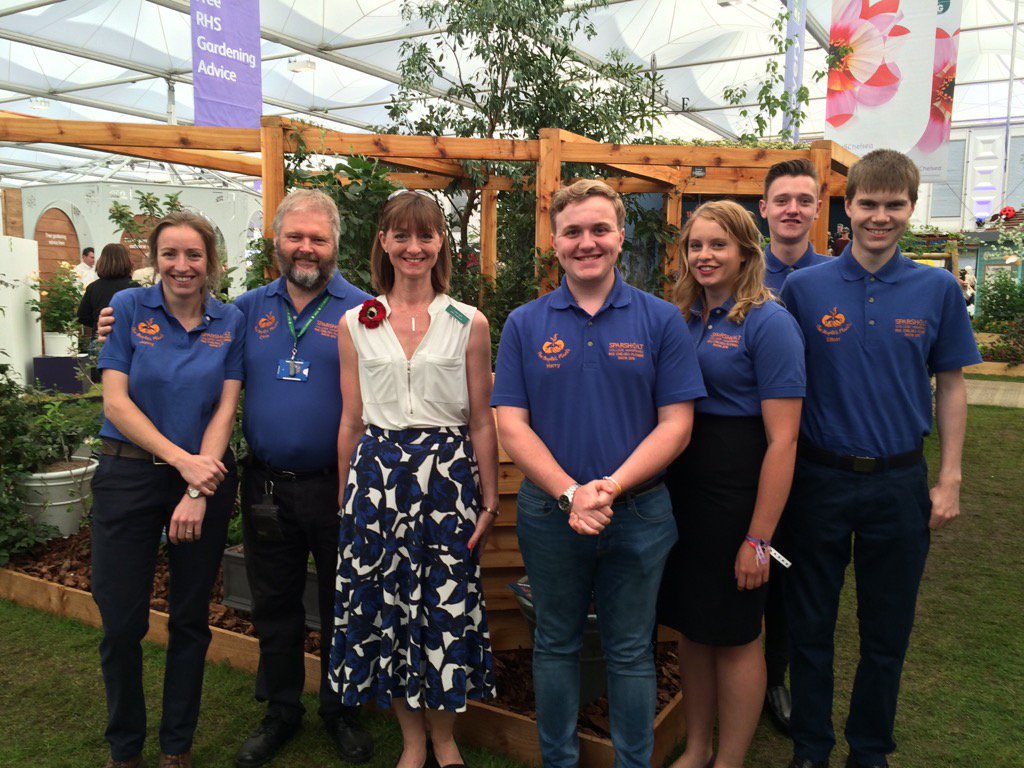 Quartermen's tweet photo. Thanks to Linda Lane and @GriffinGlasshse for their support #RHSChelsea @Sparsholt_Coll @Plantheritage this year. https://t.co/htL1UxyrUv