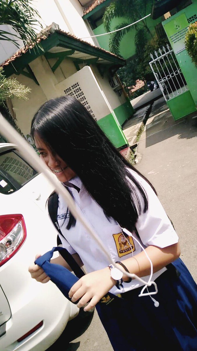 Jadi, ini kenapa?._.