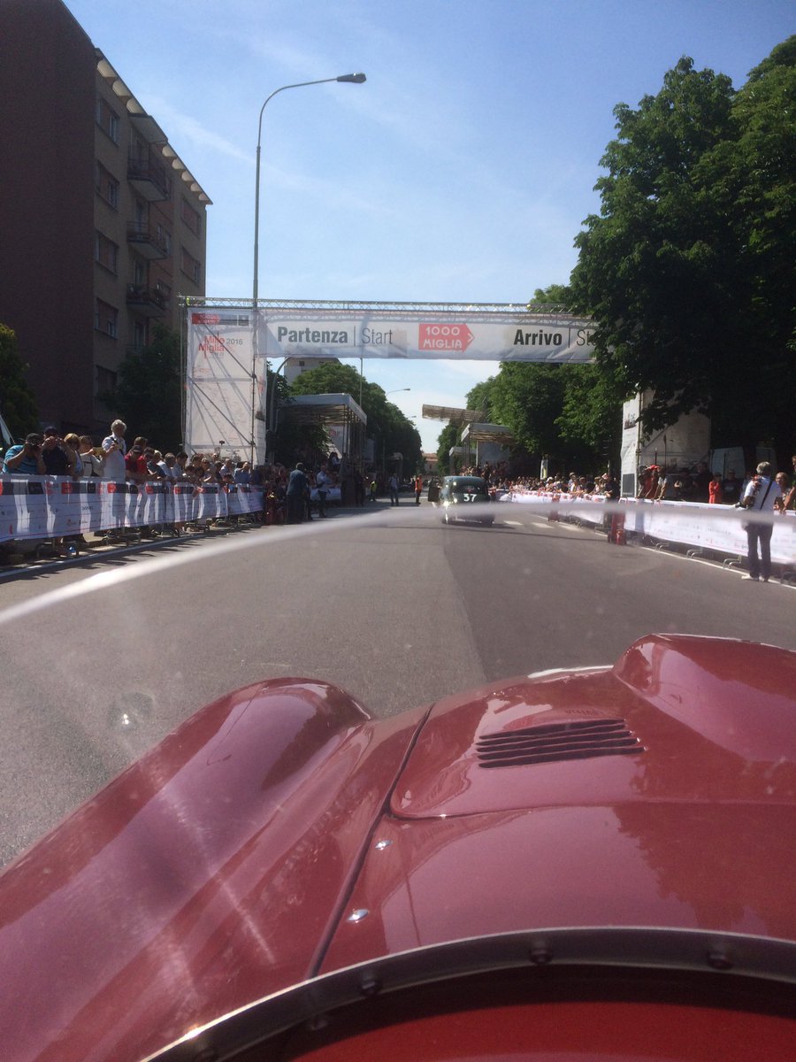 ErminiAuto's tweet image. Mille Miglia 2016 arrivo a Brescia