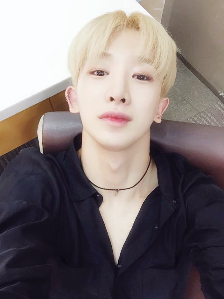 MONSTAXTRANS's tweet photo. (TWITTER) 160525 Wonho https://t.co/EDNbFE8tTI