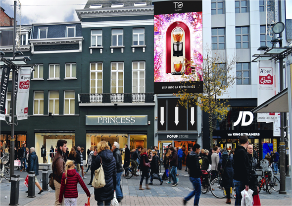 De Meir #Antwerpen - toplocatie te huur voor activatie of #popup project #popupstore #retail spacified.com/nl/ruimte_te_h…