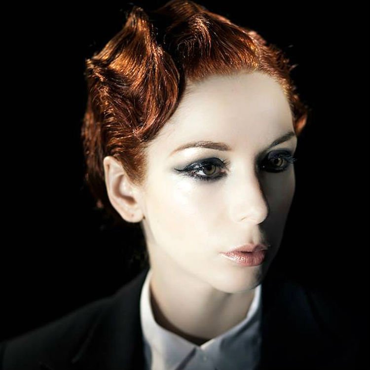 GIGWISE (@gigwise) on Twitter photo Premiere: <a href="/simplemindscom/">Simple Minds</a>-approved <a href="/The_Anchoress/">The Anchoress</a> unveils beautiful 'Doesn't Kill You' video ow.ly/C67b300wckG Premiere: <a href="/simplemindscom/">Simple Minds</a>-approved <a href="/The_Anchoress/">The Anchoress</a> unveils beautiful 'Doesn't Kill You' video ow.ly/C67b300wckG