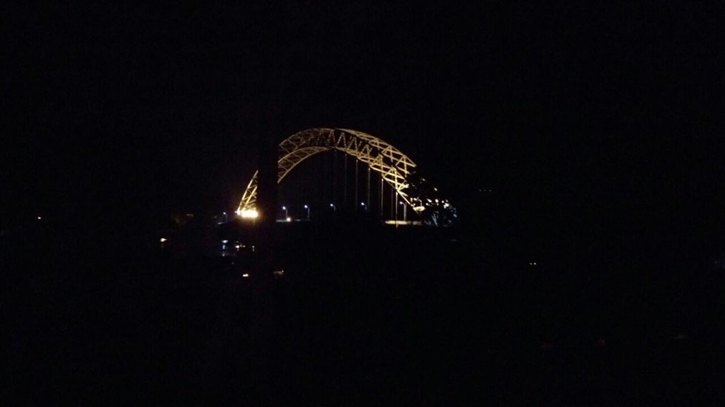 Anorkor_lartey's tweet photo. Adomi bridge at night #beautifulAkosombo #Atimpoku #views photocred: @Kodjo_n https://t.co/uW2QtKo16W
