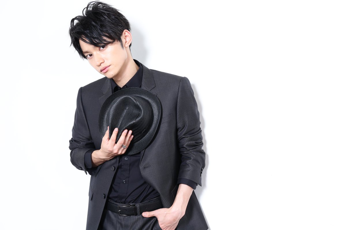 ARMANI_JAPAN's tweet photo. #スムナビEA に@SkyHidaka (#AAA #日高光啓）が登場しました！見逃した方もアーカイブから好きな時に視聴が可能。彼の素顔に迫った本音トークをぜひ楽しんで！https://t.co/HFyZ75E6nn #Armani https://t.co/csUH0bQRYQ