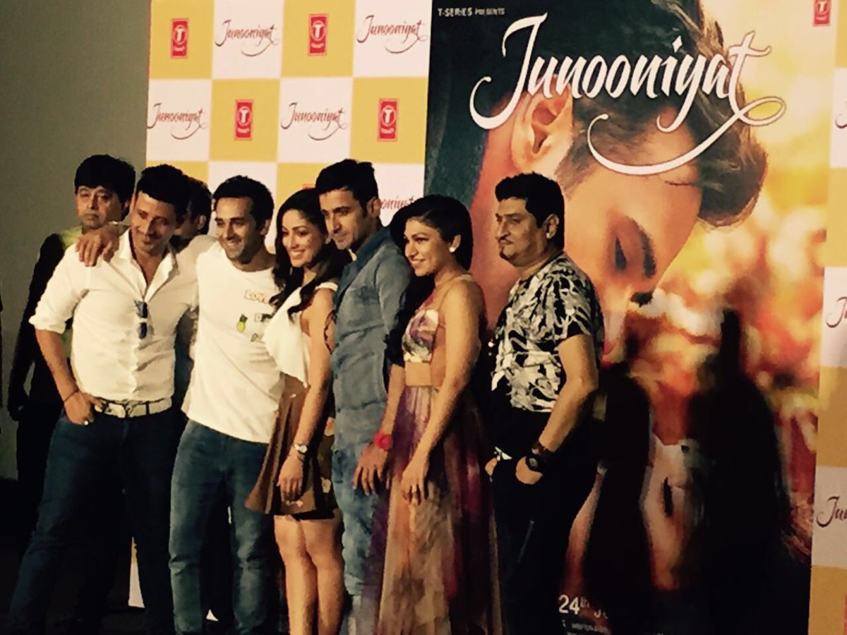meetbros's tweet image. With the magical team of #Junooniyat at music launch! #MBLive @yamigautam @PulkitSamrat @TulsikumarTK @jeetmusic