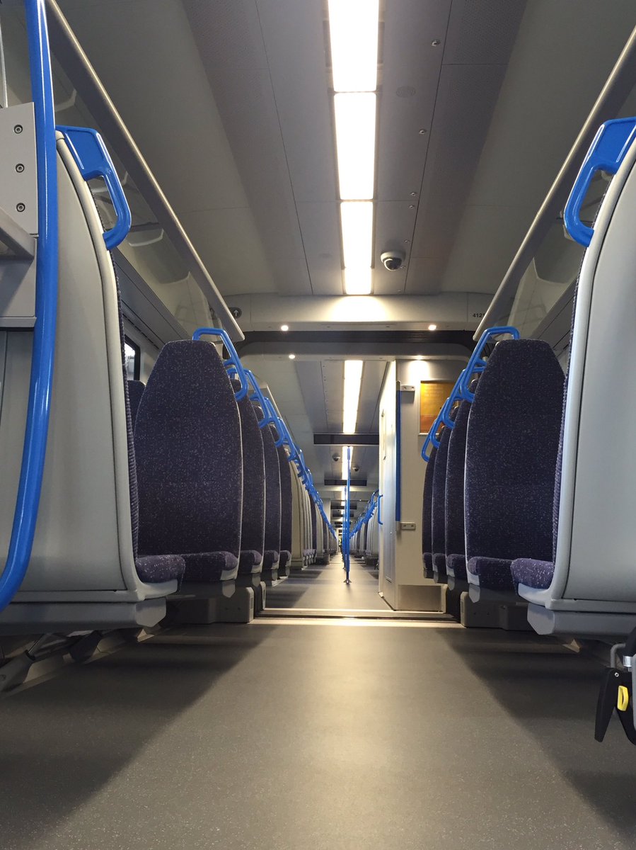 TLRailUK's tweet photo. Brand new trains designed with open interiors, providing more space for everyone, every day. #Thameslink700 https://t.co/WUKoftt6rY