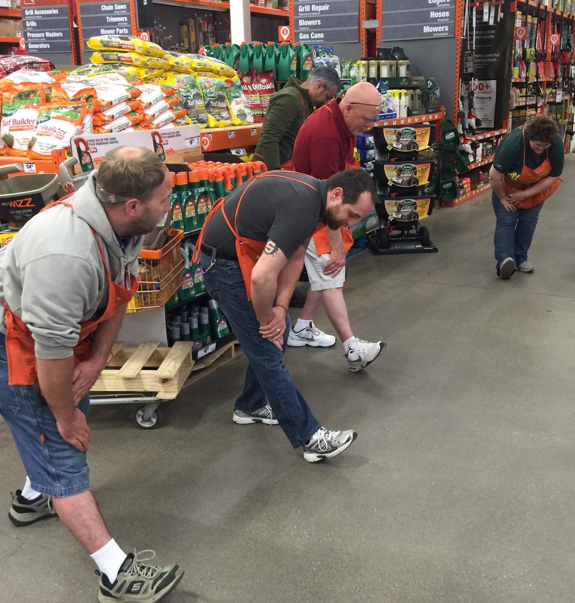 Getting our day started!! <a href="/JeffWat83137783/">Jeff Watson</a>