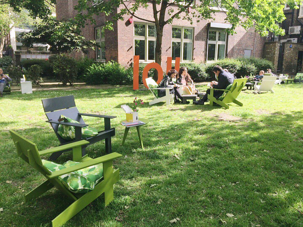 Design2Taste's tweet photo. Additions at @#CDW2016 with @surfacematteruk @LollDesigns @CDWfestival #design2taste #clerkenwell #interiordesign https://t.co/MkdH6oAZma