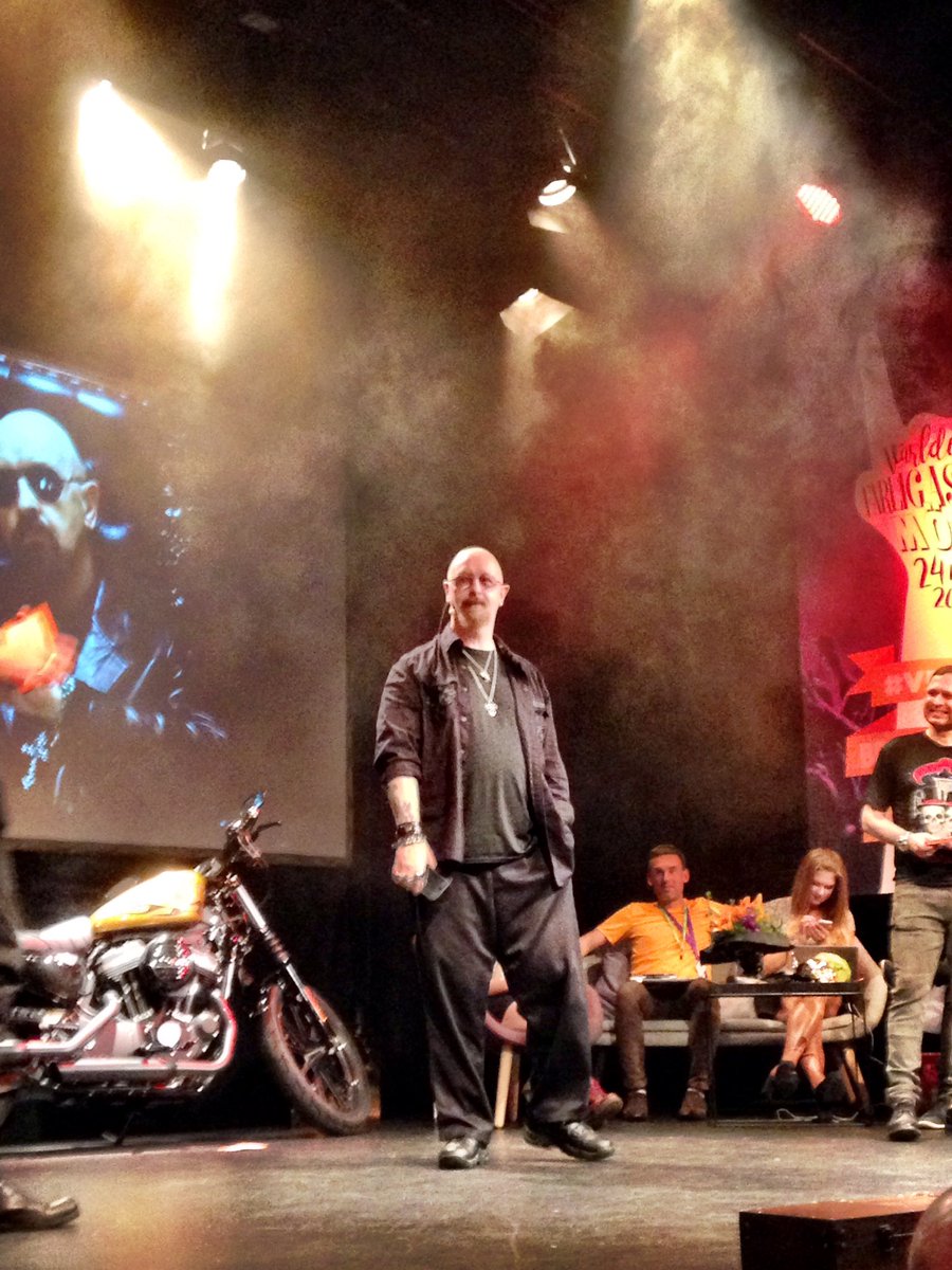 MatzSoderberg's tweet photo. Rob Halford/Judas Priest as keynote at VFM. He saw that coming screaming for vengeance back in the eighties? #vfm16 https://t.co/CEwgLGasjv