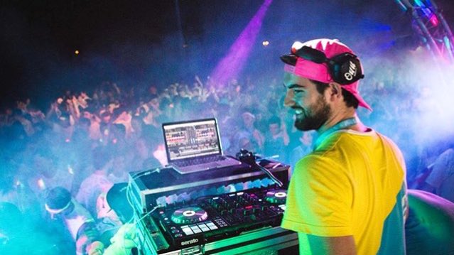 50th tweet goes out to #DJOuu Are you ready?!?🎉💃🍻