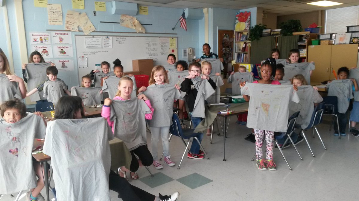 Great behavior pays off! Prepping for the kickball game. #pbis #wserocks <a href="/JenHRedding/">Jen Redding</a>  <a href="/keithallshouse/">K e i t h - A l l s h o u s e</a>