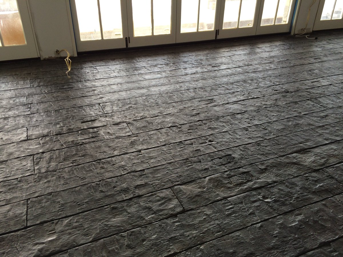 SpartanGroupHC's tweet photo. Finally! The stamped #concrete #flooring in this #FinishedBasement is done! #construction #NJ #SCGHC https://t.co/hFUR175BvH
