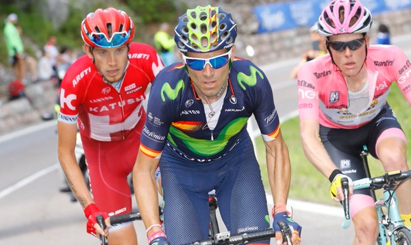 El Pelotón Valverde reina y Nibali se hunde El Pelotón Valverde reina y Nibali se hunde