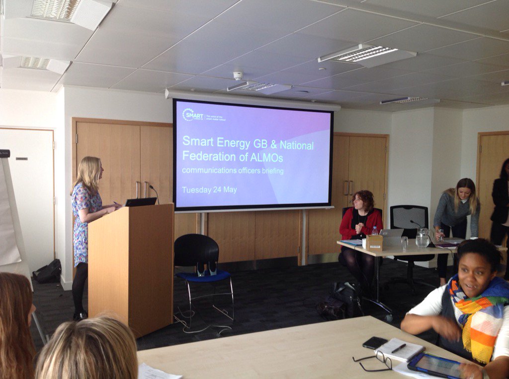 CastlesPaul's tweet image. Learning about forthcoming UK campaign on smart meters by @SmartEnergyGB @NFA_ALMOs comms officers forum #NFAComms