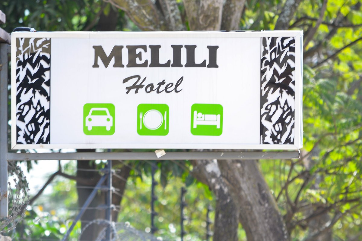 MeliliH's tweet photo. Located 300 Meters off Mombasa Road on Melili Road in South B Estate, Melili Hotel lies on a strategic location. https://t.co/vgOPezCnOa