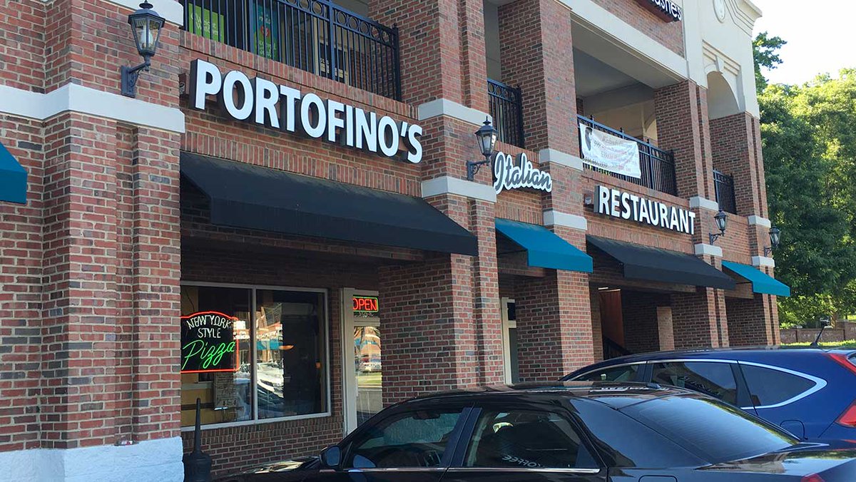 axioscharlotte's tweet photo. This Italian restaurant has the best takeout pasta in Charlotte https://t.co/RvU6f1Qz7A https://t.co/vb0Zz37k6P