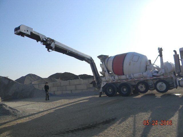 eci_concrete's tweet photo. ECI has a new toy #conveyors #mixertrucks #shinynewtoy https://t.co/dHxBb6it32