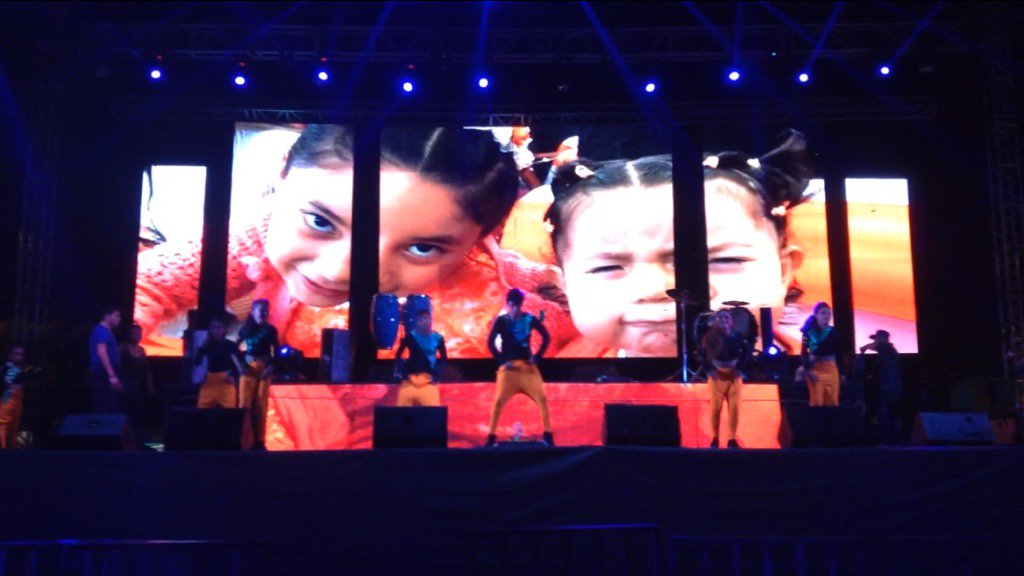 rickardosantoss's tweet photo. Feria Jaltipan , Veracruz grupo de danza hip hop sha-xplosion 👣 https://t.co/eFHonDlsPf
