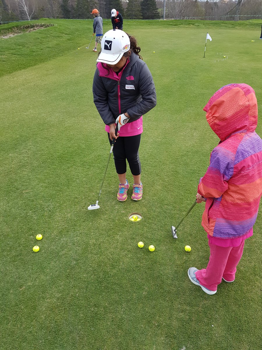 BallyHaly's tweet photo. Awesome Day 1 Bally Haly Golf Academy #cnfuturelinks Junior Camps.
Still a few spots available! 726-4021
#puttingfun https://t.co/N1FjSSIeaO