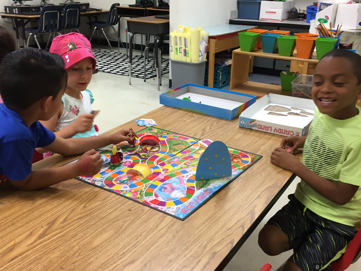 smcdevitt_MES's tweet photo. Game Day in kindergarten! Working together to problem solve, strategize and have fun! @HillsideES #howl4thehuskies https://t.co/CdH6sf8jQq