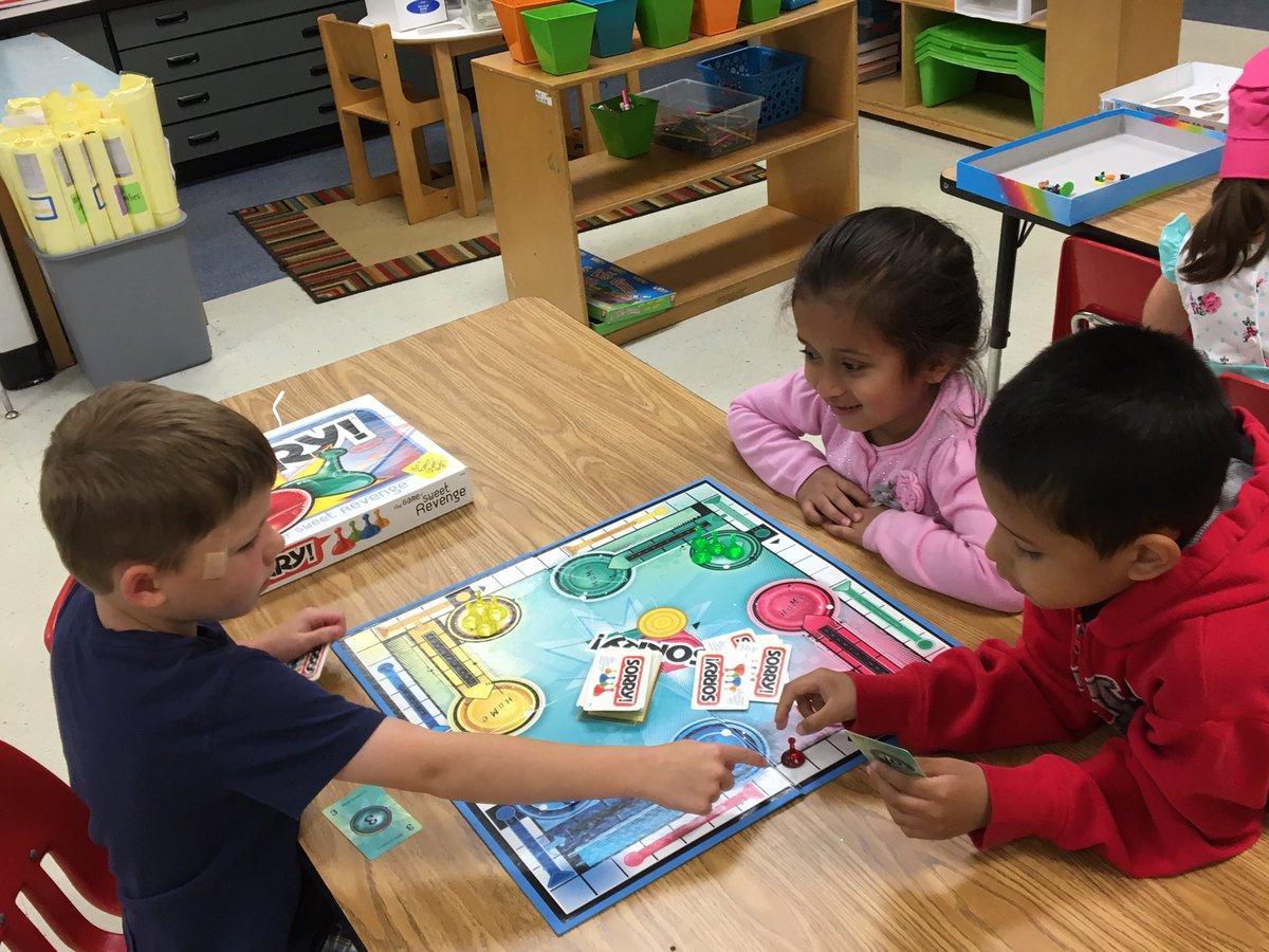 smcdevitt_MES's tweet photo. Game Day in kindergarten! Working together to problem solve, strategize and have fun! @HillsideES #howl4thehuskies https://t.co/CdH6sf8jQq