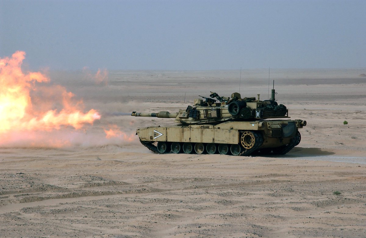 RCDefense's tweet image. The Importance of the Tank in War  | @COLPatDonahoe at @Strategy_Bridge bit.ly/1U7GwSH
