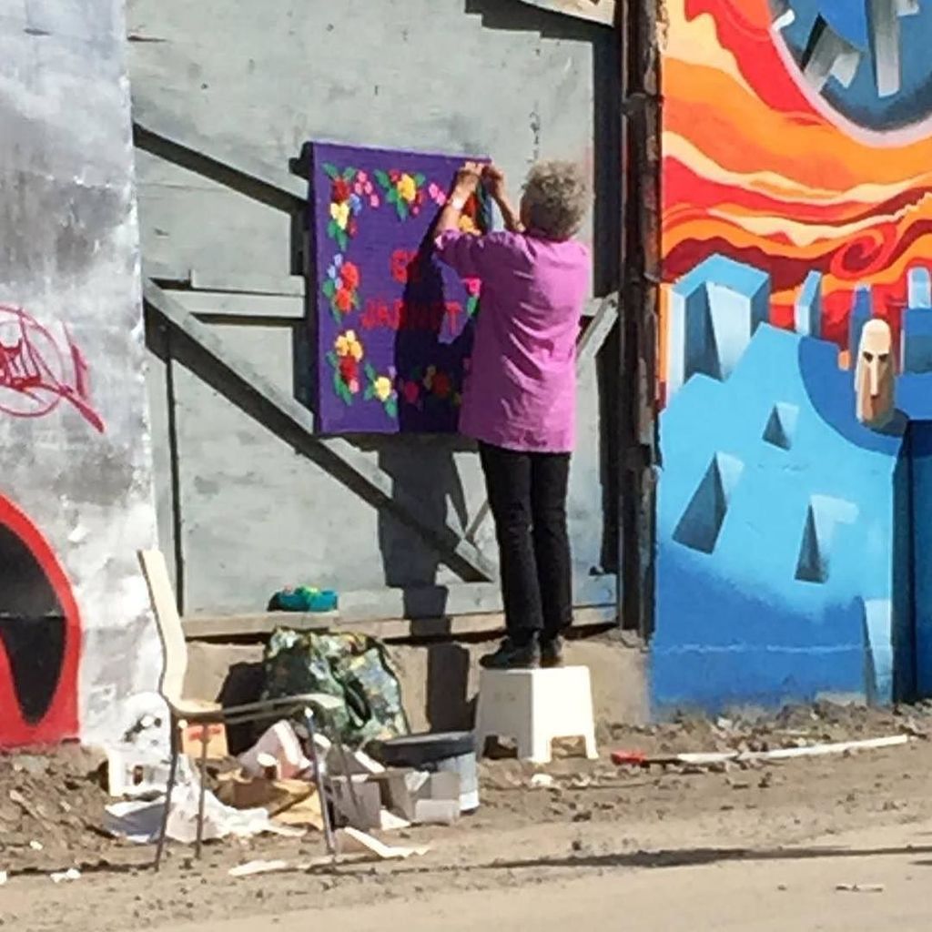 StArtEverywhere's tweet photo. In the making during the spring Remake event
#loopcolors @streetcorner.se #remake2016 #springremake2016 #springrem… https://t.co/Pnv1gfp4tL