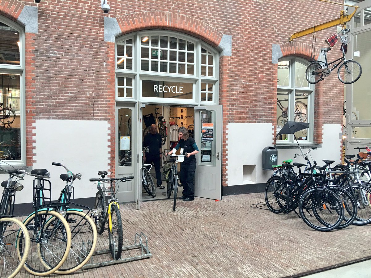 PureEnergieNL's tweet photo. Geweldige restauratie de Hallen in #Amsterdam mede mogelijk gemaakt dankzij financiering @TriodosNL #goedgeld https://t.co/fAzkNcsVEO